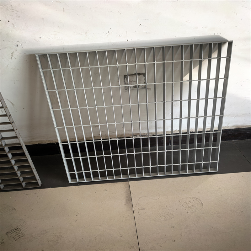 岑溪鋼格柵不銹鋼蓋板做工精細(xì)