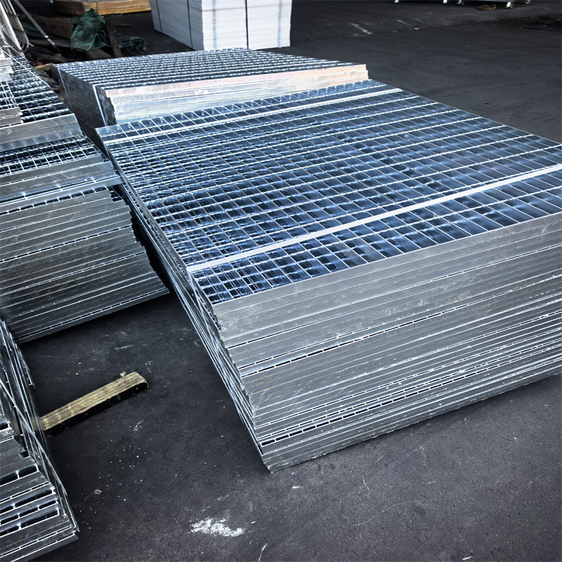 鋼格柵,復(fù)合蓋板用途廣泛