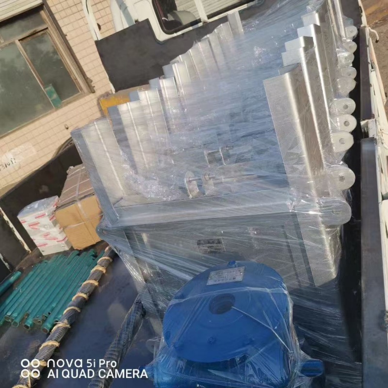 沈陽(yáng)沈北新不銹鋼插板閘門_精益求精