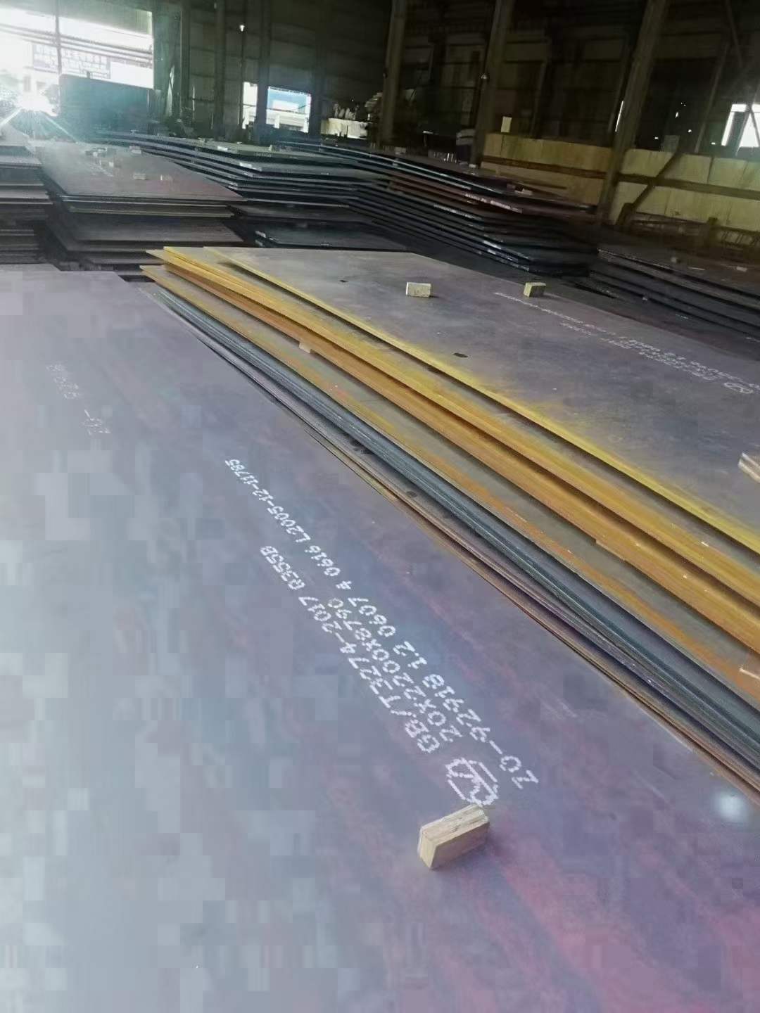 供應(yīng)批發(fā)鋼板Q355B-省心