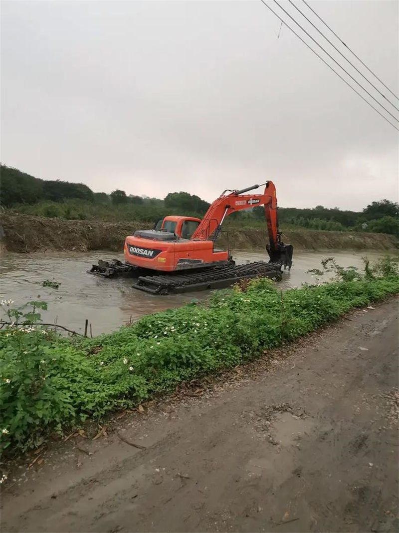 水陸挖掘機(jī)出租水上挖掘機(jī)改裝品質(zhì)卓越