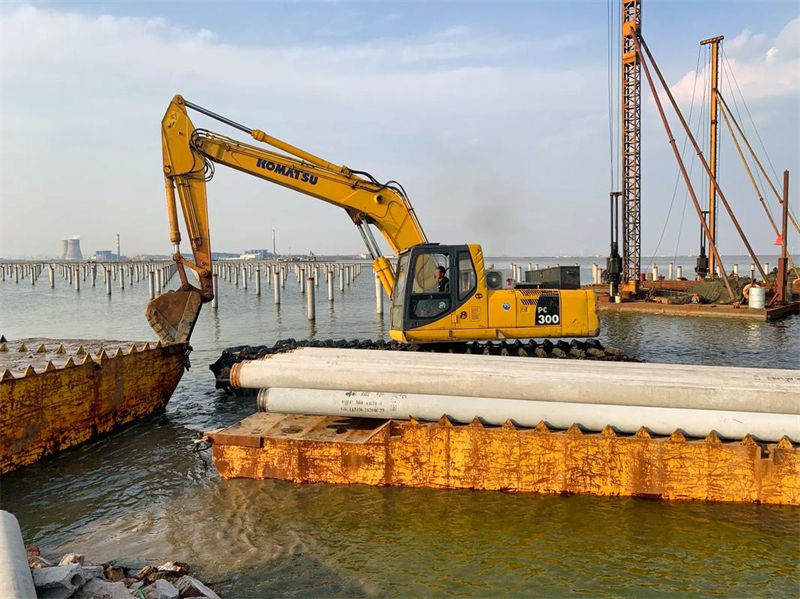 咸安水陸挖掘機(jī)出租河道清淤挖泥船租賃誠(chéng)信放心