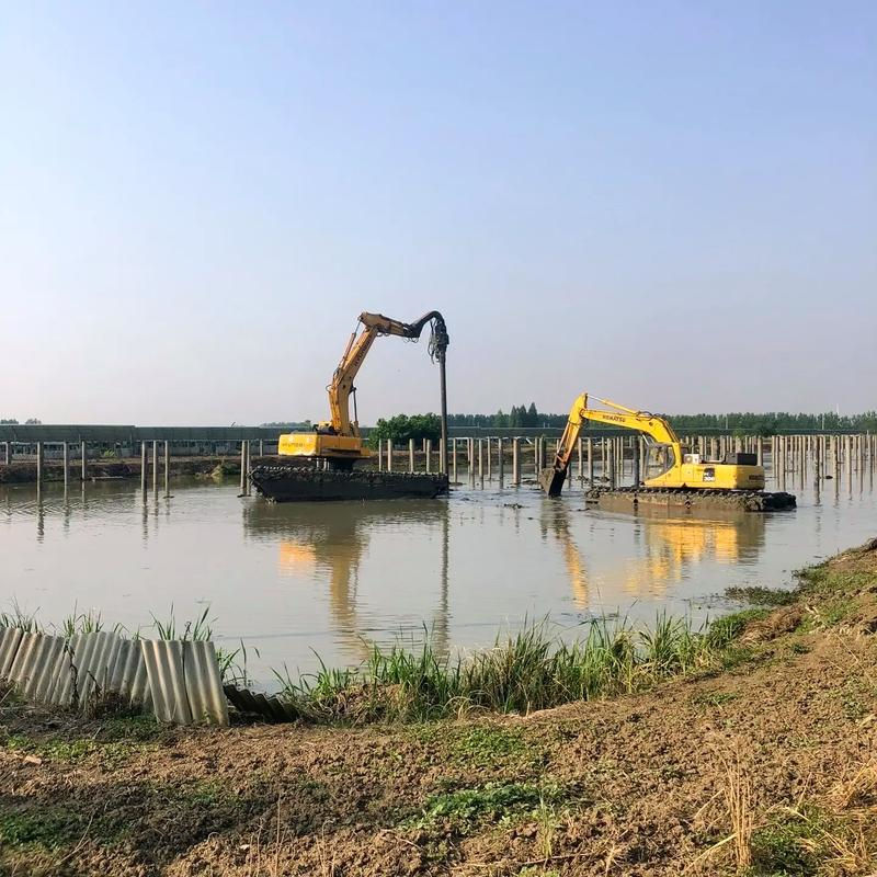 水陸挖掘機(jī)出租水上挖掘機(jī)租賃隨叫隨到
