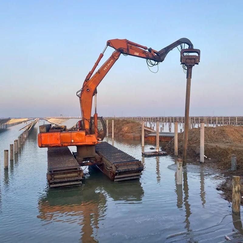 獻(xiàn)縣水陸挖掘機(jī)出租水上挖掘機(jī)改裝注重質(zhì)量