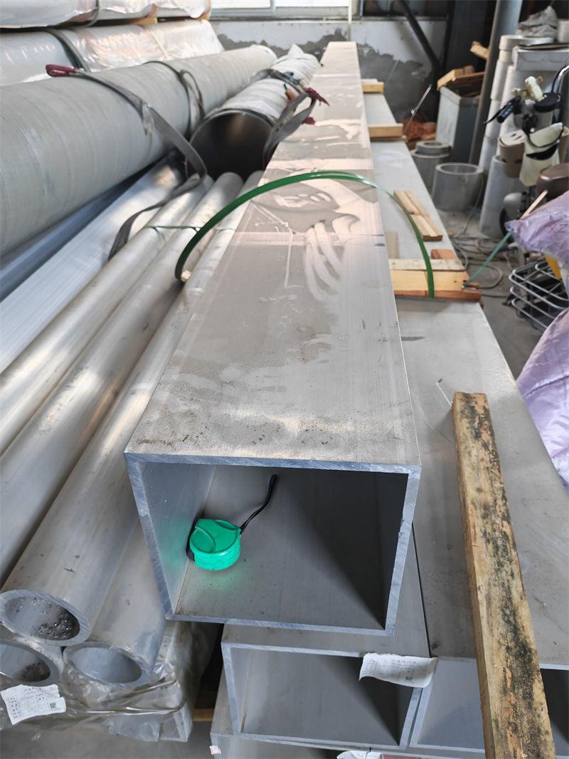 鋁材7075鋁棒精工細(xì)作品質(zhì)優(yōu)良