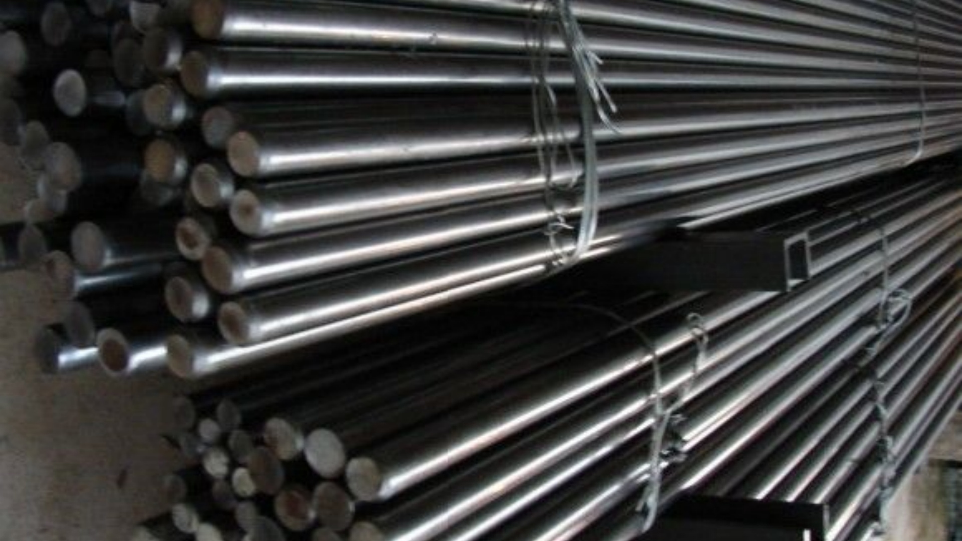 武漢321不銹鋼圓鋼價(jià)格