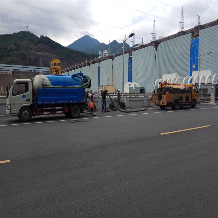 新龍化糞池清理,檢查井清理服務(wù)至上