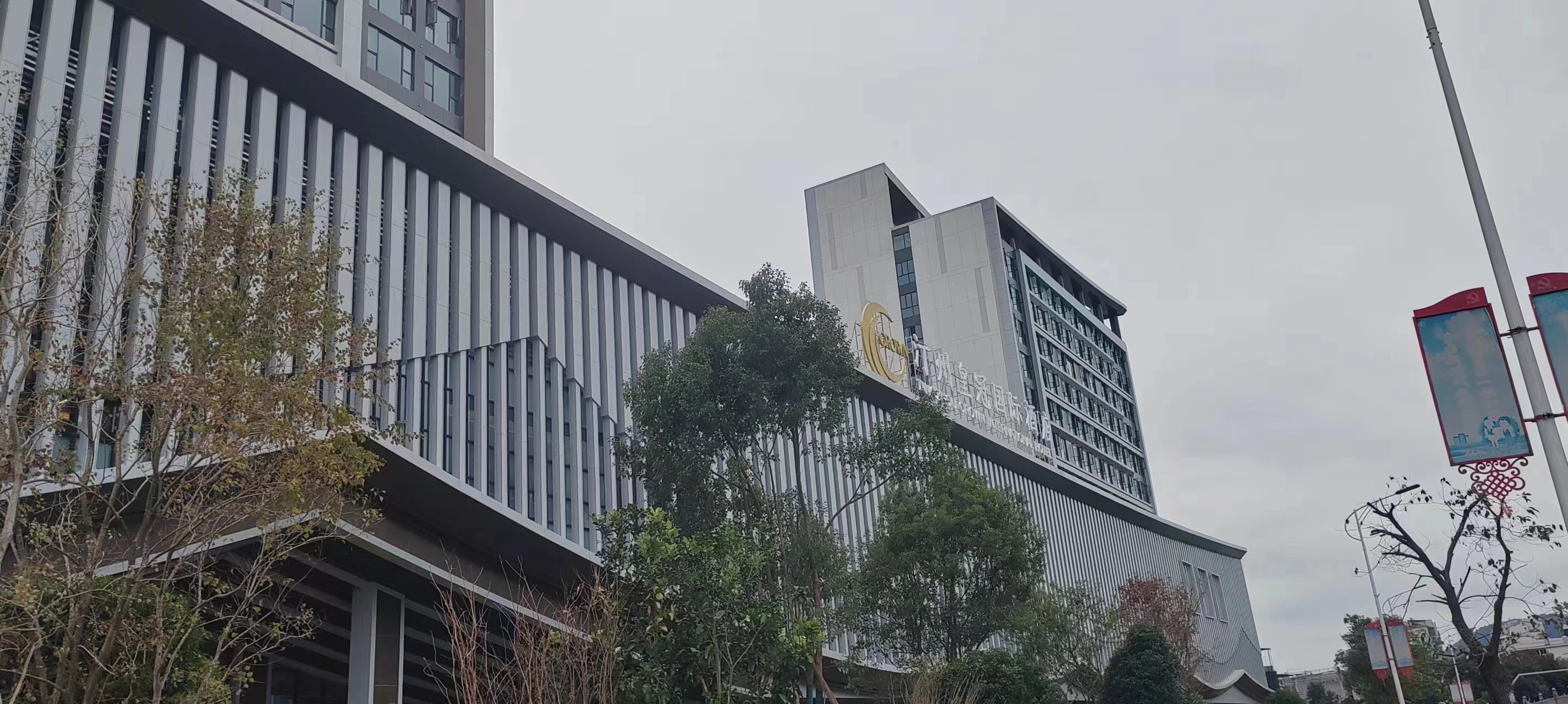 鼎湖蜘蛛人高空作業(yè)-外墻高空清洗快捷