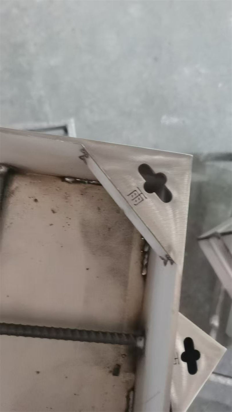 井蓋不銹鋼雨水井蓋可放心采購