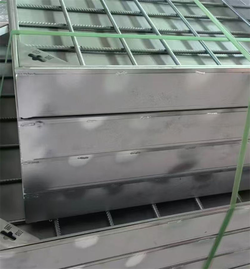 蘇仙井蓋_不銹鋼鋪裝井蓋源頭工廠