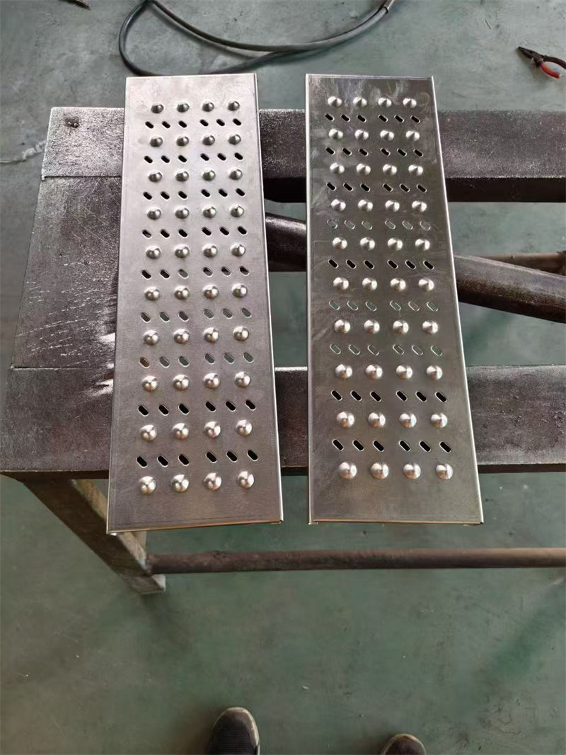 龍灣井蓋不銹鋼下沉式井蓋我們更專業(yè)