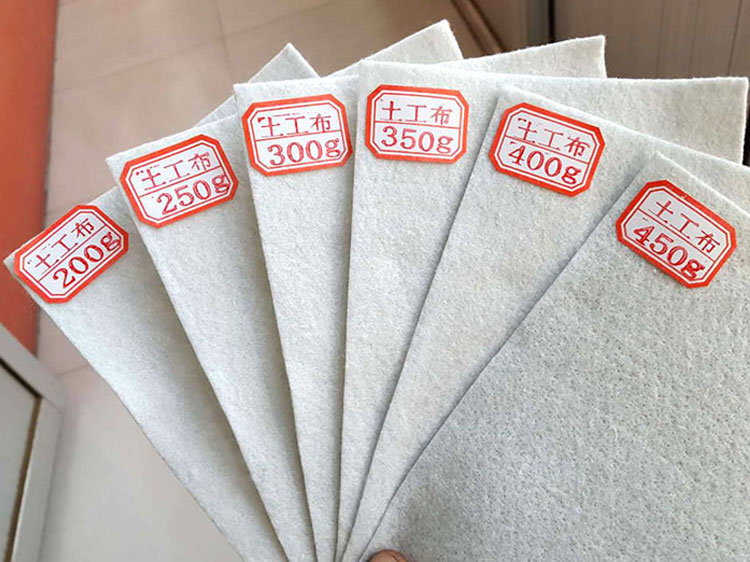 港南土工布復合防滲土工布保障產品質量