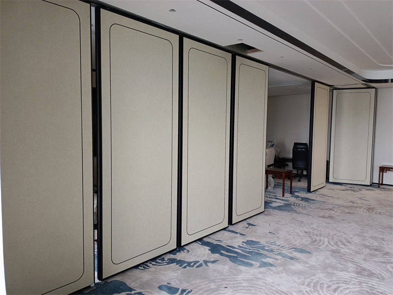 和縣電動(dòng)隔斷全自動(dòng)屏風(fēng)適用范圍廣