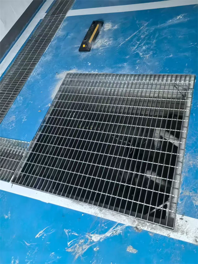 叢臺井蓋800*1200鑄鐵井蓋多年行業(yè)積累