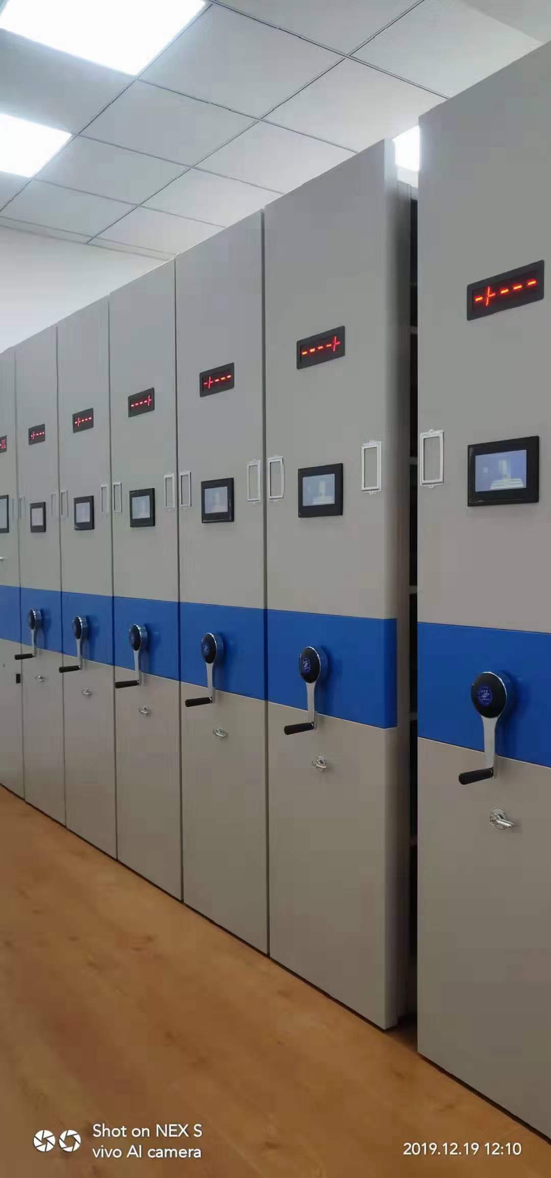 尖草坪密集架 密集柜_除塵防霉凈化型智能密集柜廠家直銷大量現(xiàn)貨