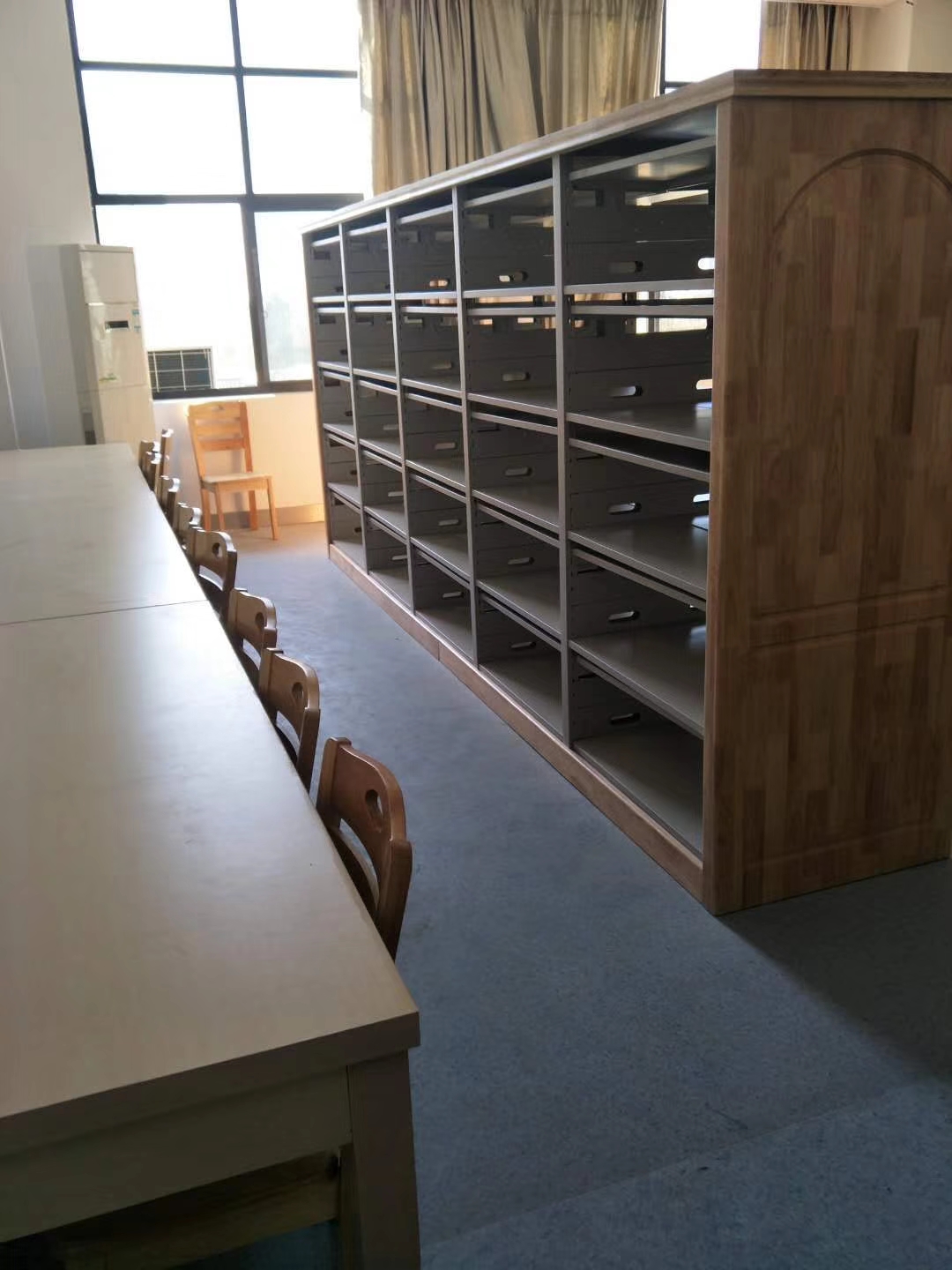 合作鋼制書架智能鋼制書架符合行業(yè)標準