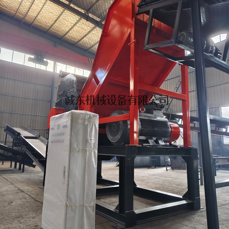 寮步鎮(zhèn)破碎機,廢鐵破碎機本地廠家值得信賴