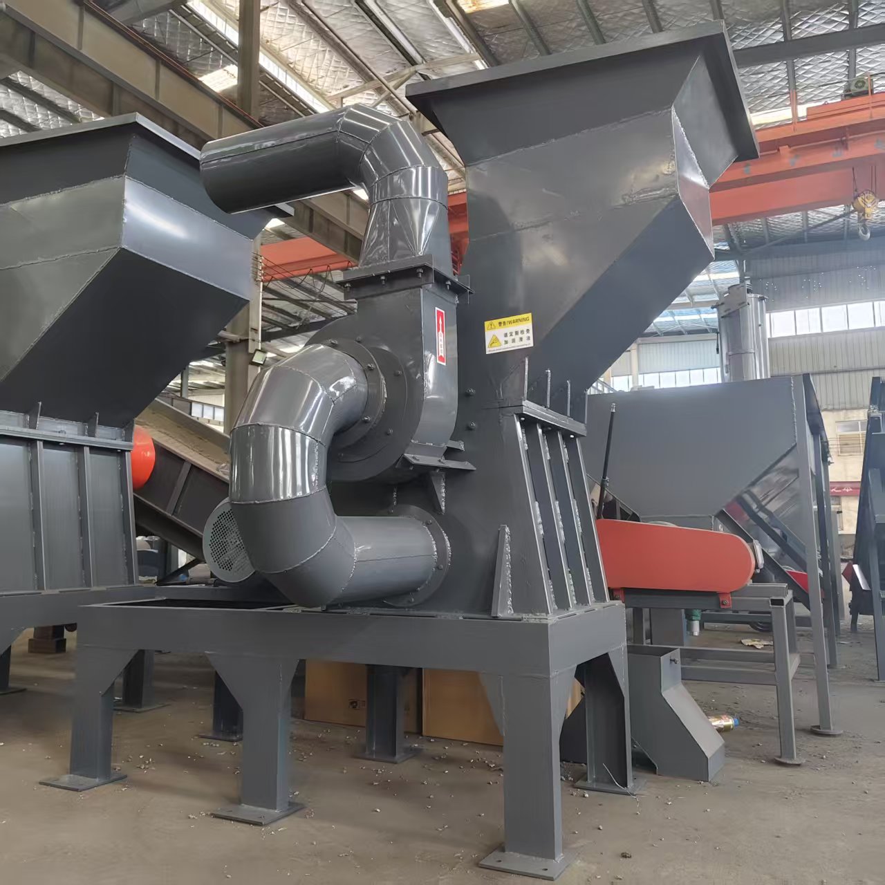 泰寧破碎機,廢金屬破碎機專業(yè)生產(chǎn)團(tuán)隊