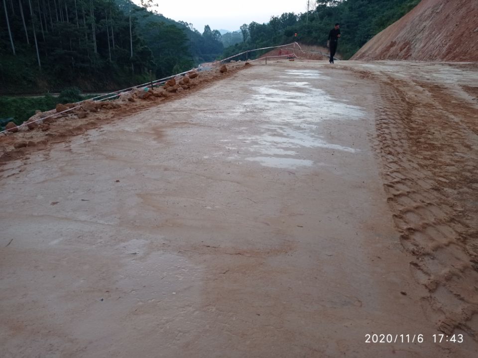 淤泥固化剂澄迈县护林防火道路维修固化土大图